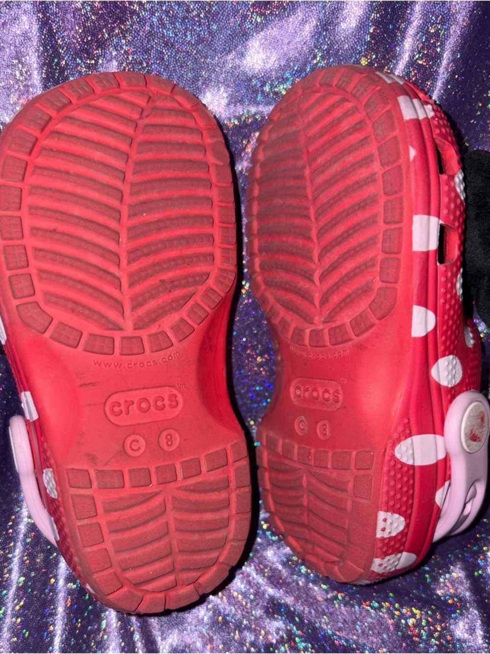Minnie Mouse Crocs - Picture 5 of 11